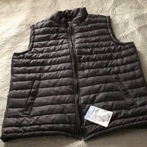 Men’s outerwear black vest sz XXL